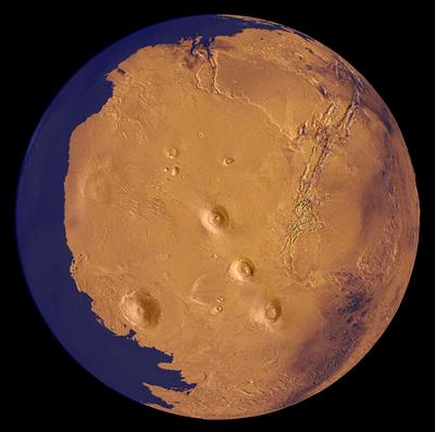 El llamado �Planeta Rojo� puede que en el pasado no fuera tal: cient�ficos confirman que Marte tuvo un gran oc�ano que ocupaba un tercio de su superficie y que le hizo tener en otro tiempo un aspecto parecido al de la Tierra. En la imagen, el aspecto que tendr�a el planeta hace 2.000 millones de a�os 