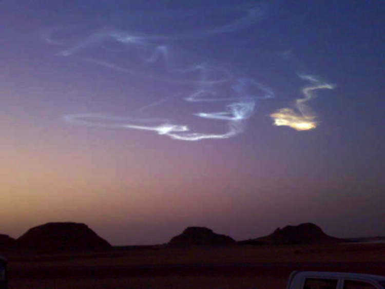 Meteorito Almahata Sitta. Del telescopio al laboratorio. Por vez primera se recuperan y analizan los fragmentos de un asteroide, el 2008 TC3, descubierto horas antes de impactar en la Tierra.