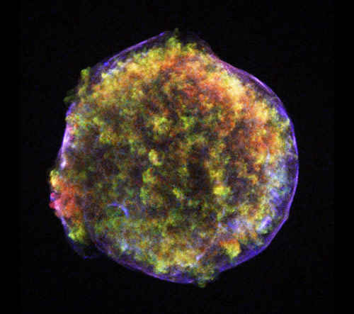 Objeto SNR 1572 Tycho, remanente de la supernova vista por el astr�nomo dan�s Tycho Brahe en 1572 . Foto: S. L. Snowden