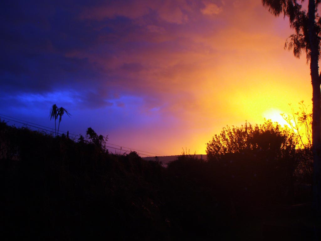 Atardecer en los Andes, fotograf�a tomada desde el Valle de los Chillos cerca a Quito el domingo 24 de agosto del 2008