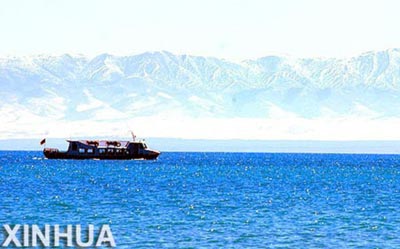El lago Qinghai Kokonorde agua salada es el m�s grande del interior de China y uno de los m�s altos del mundo